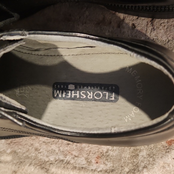 Men's Florsheim dress shoes - Picture 4 of 5